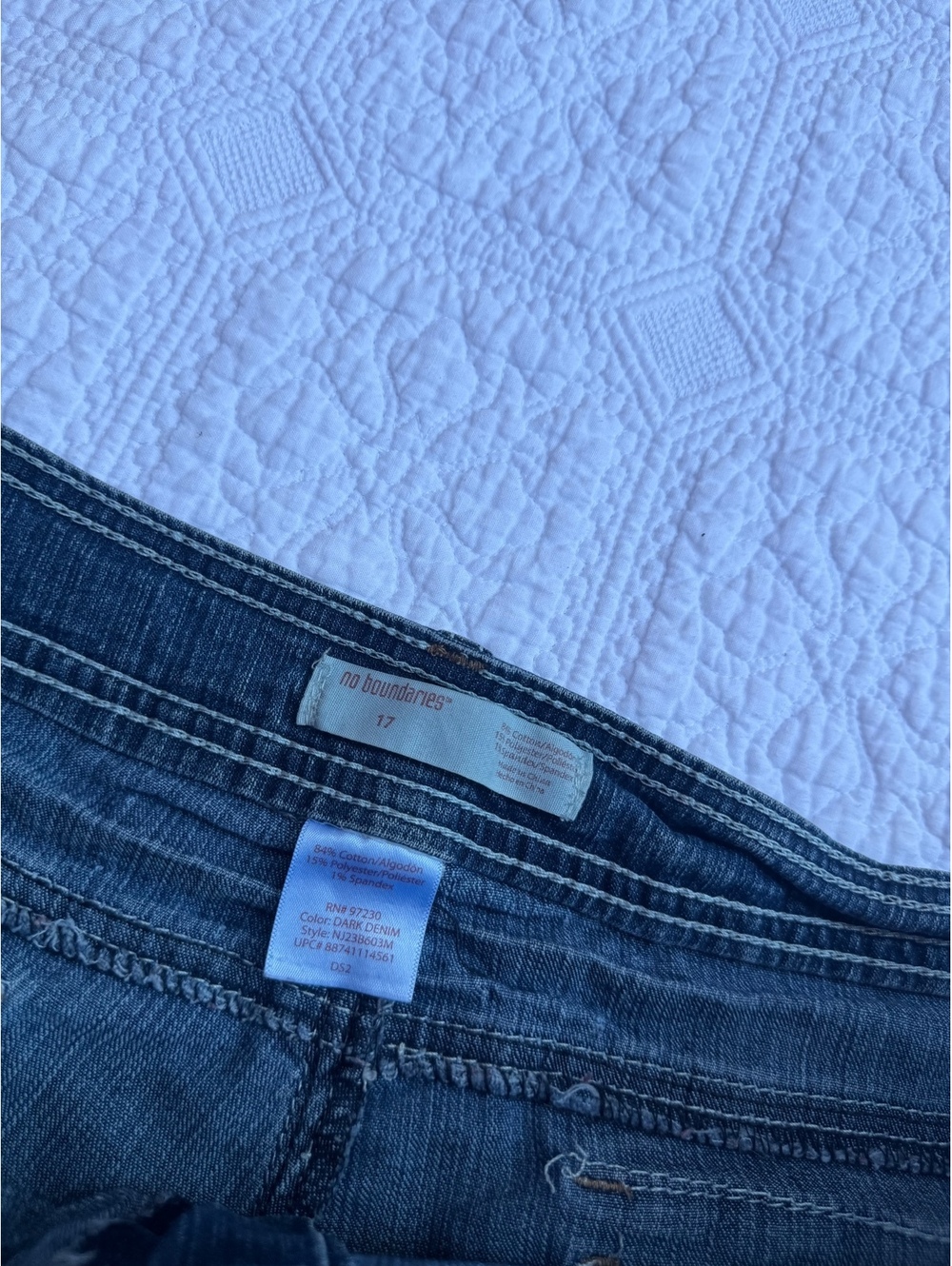 Y2K No Boundaries Women's Denim Shorts Size 17 with Distressed Hem
